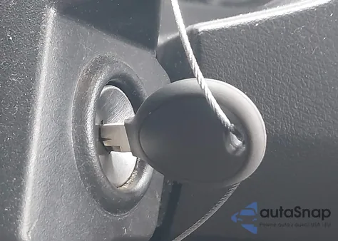 2013 Jeep Compass Sport z USA, uszkodzony, nr VIN 1C4NJCBB0DD218439